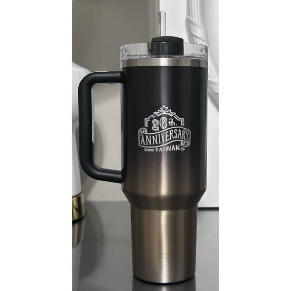 Stanley x Starbucks 2024 Taiwan 26th Anniversary Black Gold 40oz Tumbler - Picture 2 of 4
